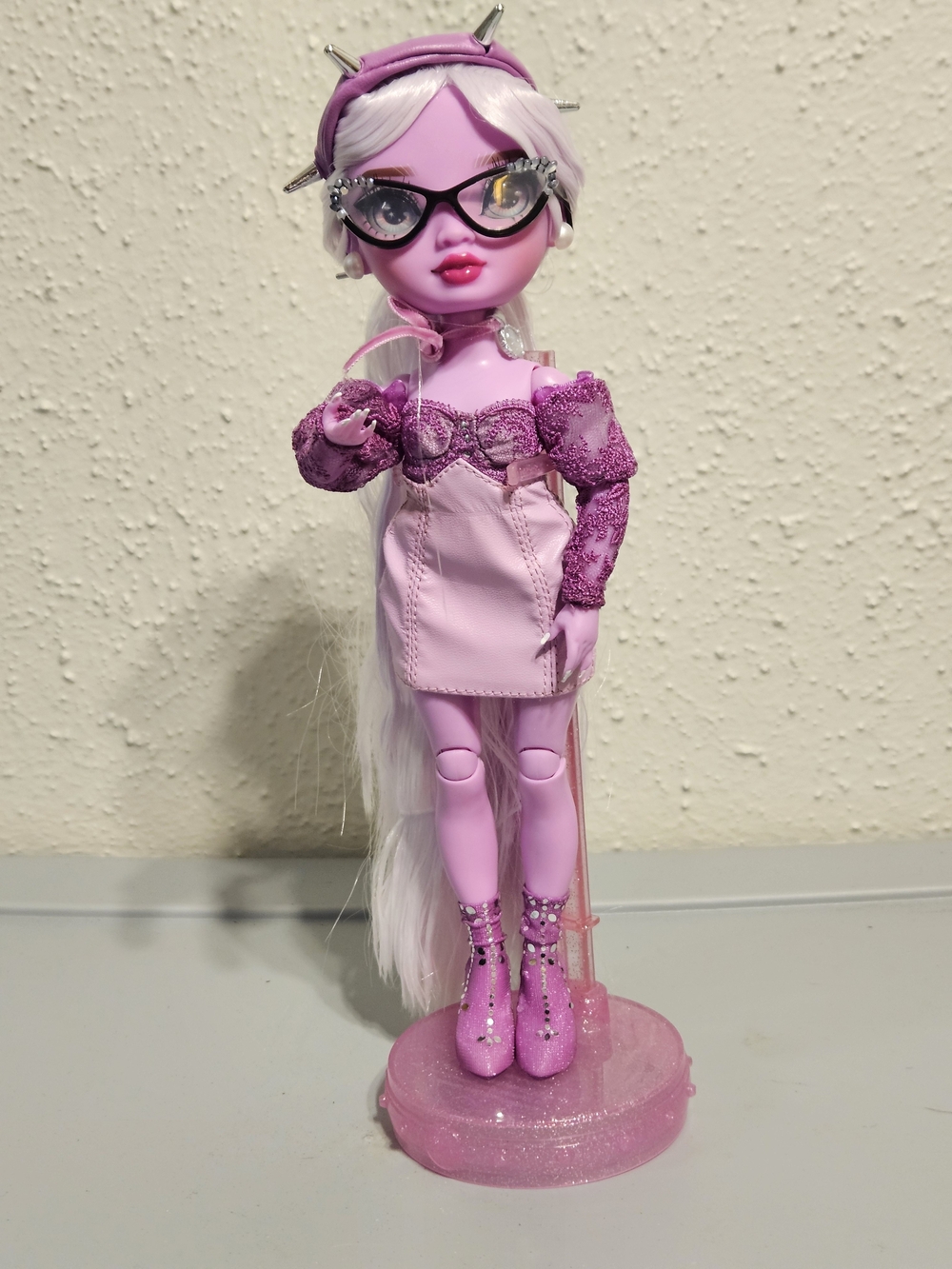 Rainbow High Shadow High Lavender Lynn Purple Fashion Doll MGA Series 3